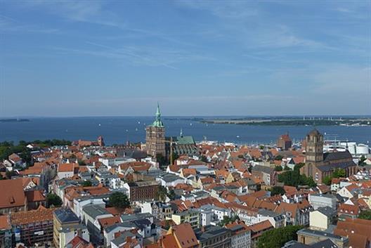 Innenstadt_Stralsund_Luftaufnahme_P1060310_Wikimedia Commons